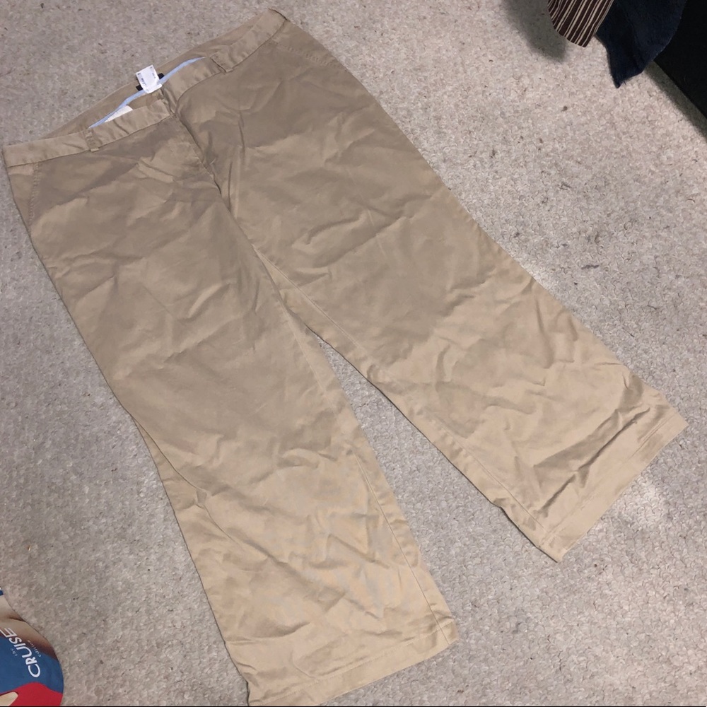 Lands’ End khaki pants fit 2 chinos 20W never worn